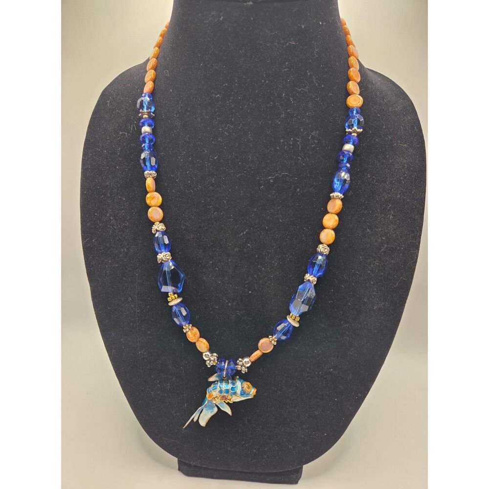 1756. Vintage Cloisonne Articulated Fish Necklace